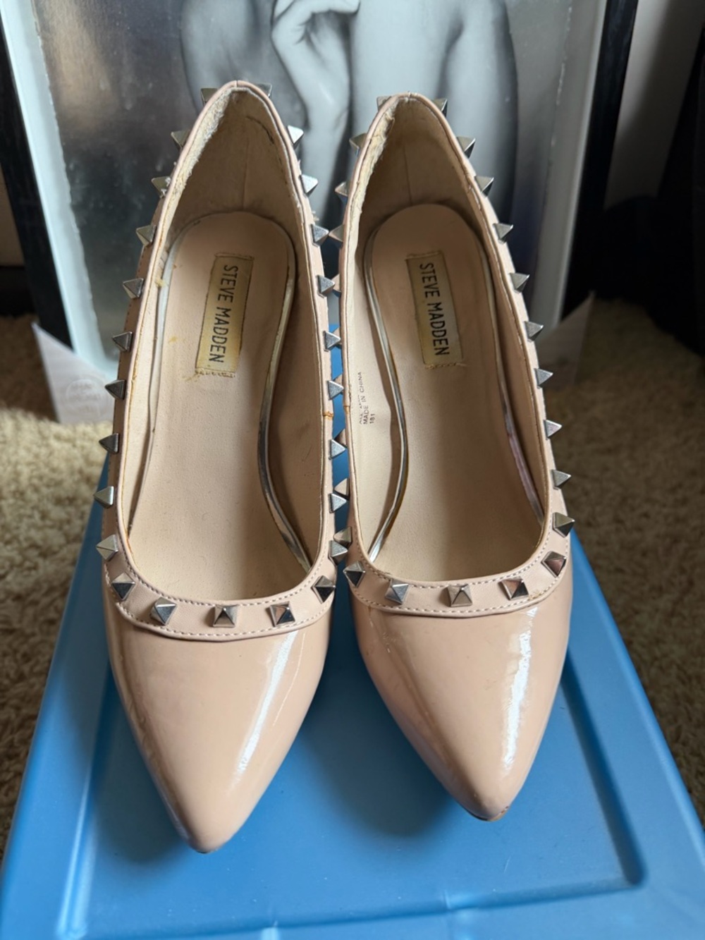 Steve Madden P-EZZI nude patent spike stud heels size 7